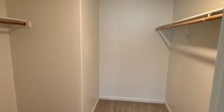 Four Seasons Crossing 11001-11037 Four Seasons Crossing 11001-11037 Gallery 16