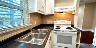 2904 Pearl #A - Very nice 2 bed 1 bath home in West Campus Gallery 16