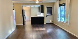 Beautifully Updated 4/2.5 near Woodward Park Gallery 12