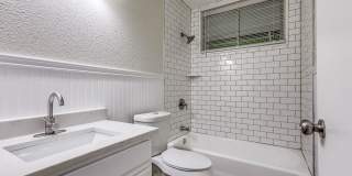 MID-CENTURY MODERN IN BEL MEADE Gallery 20