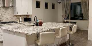 Spacious 3BR 3BA House in Bakersfield Gallery 14