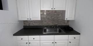 1240 NE 12th Ave Gallery 5