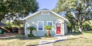 1014 College Street Gallery 1