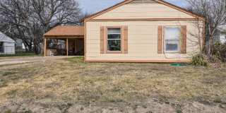 Newly Renovated 2BR/1BA Home with Spacious Backyard Newly Renovated 2BR/1BA Home with Spacious Backyard Gallery 5