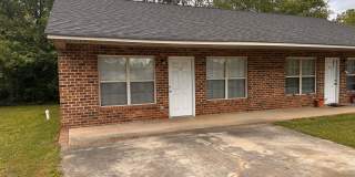Charming 2-Bedroom Duplex for Lease in Anderson, SC Gallery 1