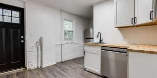 955 E Warrington - Fully Renovated Units in Pittsburgh's Coolest Neighborhood! Gallery 5