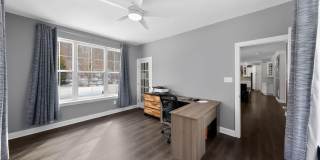129 MERIDIAN Boulevard Gallery 13