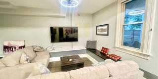 1930's Gem! Gallery 25