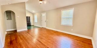 534 West Pennsylvania Avenue (Placement Only) Gallery 7