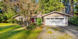 Charming 3 Bedroom Rambler in Education Hill Charming 3 Bedroom Rambler in Education Hill Gallery 1