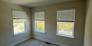 Luxury End‑Unit Townhome with Golf Course Views at Tides at River Marsh- 3D TOUR Gallery 12