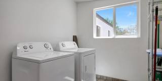 224 W Glenrosa Avenue Gallery 11