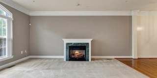 5053 DONOVAN Drive Gallery 2