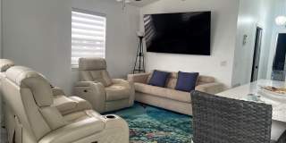 1077 Nettles Boulevard Gallery 5
