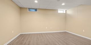 7 Linden Avenue Gallery 36