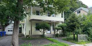 61 Clarence Street Gallery 1