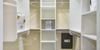 Aster Apartments Gallery 32