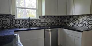 3425 Kenwood Gallery 13