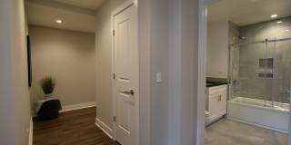 3833 N Broadway Gallery 272