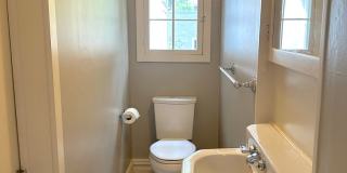 Beautiful 4- Bedroom North End Home Gallery 17