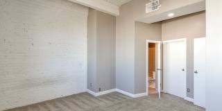 Greenhouse Gallery 20