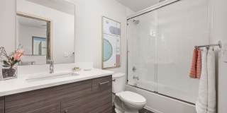 2 Bed 2 Bath Condo With Mountain Views In Recently Developed Steel Yards Neighborhood. Gallery 14