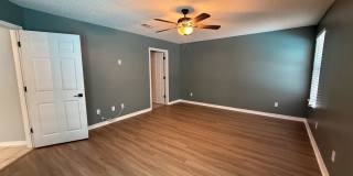 4 Bedroom 3 Bath House in Cantonment with a Pool & Solar Panels! Gallery 14