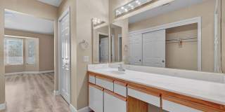 READY TO MOVE IN!!  Pristine Clean townhome in Sun City Summerlin! Gallery 37