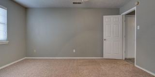 Pre-leasing this Beautiful 3/2/2 Home! Available JULY 1st Gallery 6