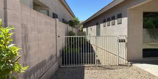 10454 W Foothill Dr Gallery 38