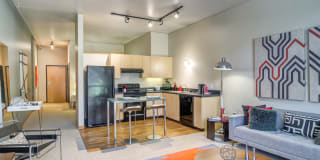 Museum Place Gallery 31