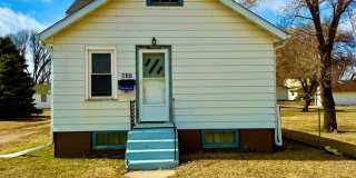 Cozy two bedroom one bath home Gallery 1