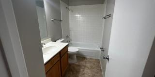 Coventry Court West Apartments Gallery 71