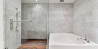 10203 Collins Avenue Gallery 11