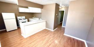 AVAILABLE NOW! 2 Bedroom / 1 Bath Duplex Near Brooks City Base! Gallery 3