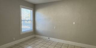 4262 Greenwood Avenue-Back Gallery 5