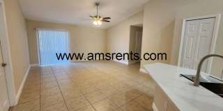 Spacious 3-bedroom 2 baths in Poinciana Gallery 17
