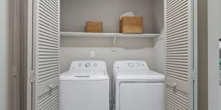 Edwards Mill Townhomes & Apartments Gallery 5