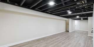 245 N MONASTERY Avenue Gallery 33