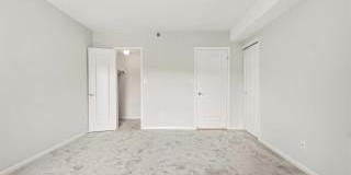 5800 NICHOLSON Lane Gallery 17
