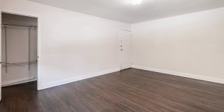 Newtonian Gardens Apartments Gallery 6