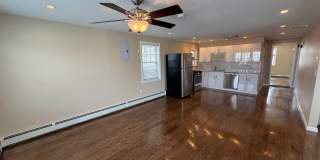 Mint 2 Bed/2 Bath Single-Family Home in Howard Beach! Gallery 4