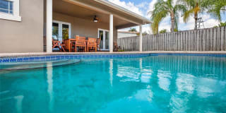 4710 NE 18th Ter Gallery 1