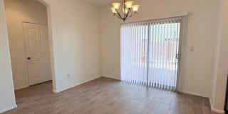4 bed/3bath in desirable Paseo Del Rio Community Gallery 4