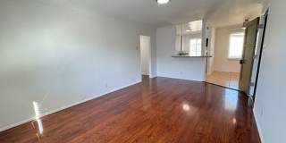 5700 Hazeltine Ave. Gallery 26