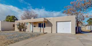 NE 2/BD 1/BA 1/CG HOME NE 2/BD 1/BA 1/CG HOME Gallery 1