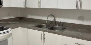 210 NE 40th Ct Gallery 1