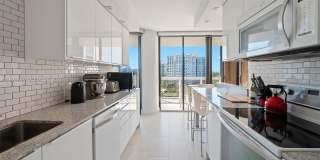 20185 E Country Club Dr Gallery 3