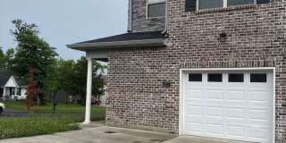 Beautifully Renovated 3BR/2.5BA! Spacious & Move In Ready! Gallery 1