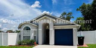 3 Bedrooms in a large private fenced lot. This is an East Orlando Gem! Furnished or Unfurnished option 3 Bedrooms in a large private fenced lot. This is an East Orlando Gem! Furnished or Unfurnished option Gallery 1